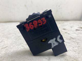 bontott RENAULT TRAFIC Fényszórómagasság Állító Kapcsoló