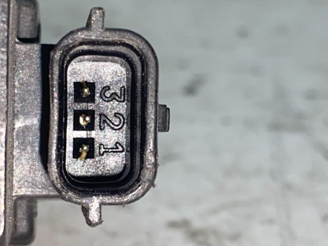 bontott RENAULT TRAFIC Fényszórómagasság Állító Motor (Pozíciófüggetlen)