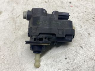 bontott RENAULT TRAFIC Fényszórómagasság Állító Motor (Pozíciófüggetlen)