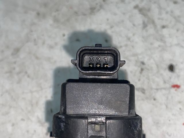 bontott RENAULT TRAFIC Fényszórómagasság Állító Motor (Pozíciófüggetlen)