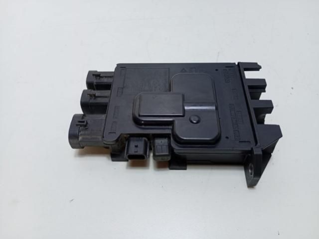 bontott RENAULT TRAFIC Feszültségszabályzó