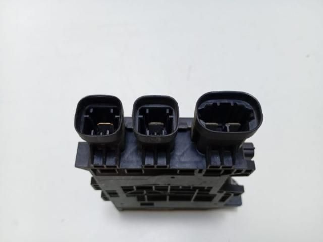 bontott RENAULT TRAFIC Feszültségszabályzó