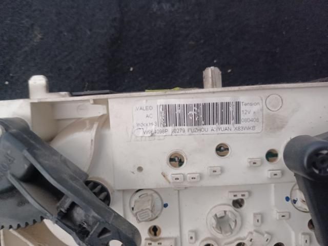 bontott RENAULT TRAFIC Fűtéskapcsoló