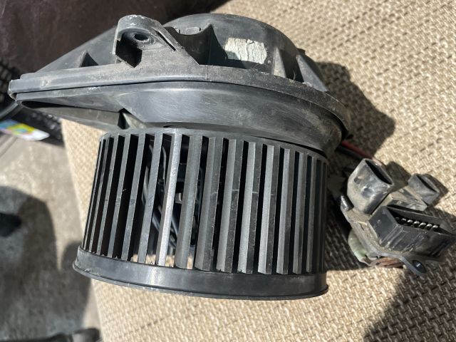 bontott RENAULT TRAFIC Fűtőmotor (Klímás)