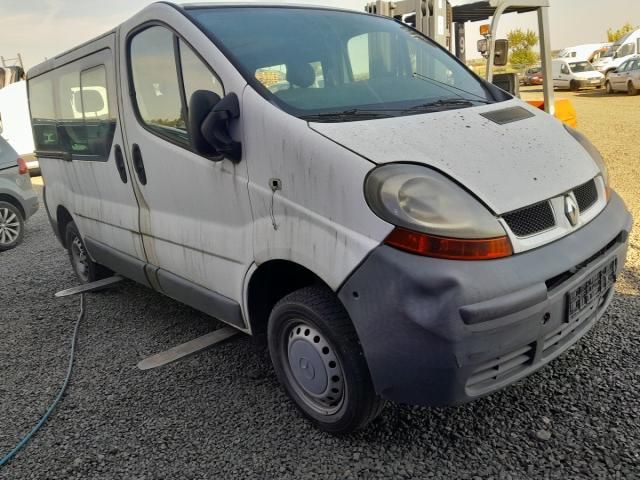 bontott RENAULT TRAFIC Gumiabroncs (1 db)