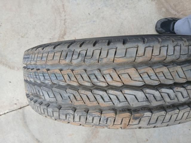 bontott RENAULT TRAFIC Gumiabroncs (1 db)