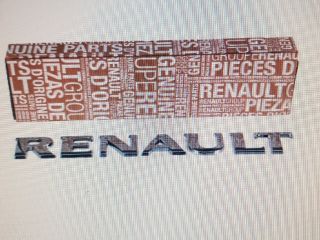 bontott RENAULT TRAFIC Hátsó Embléma