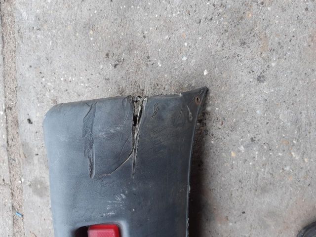 bontott RENAULT TRAFIC Hátsó Lökhárító (Üresen)