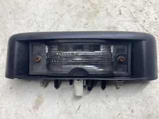 bontott RENAULT TRAFIC Hátsó Rendszámtábla Világítás