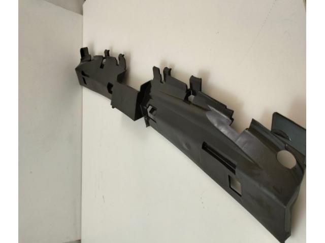 bontott RENAULT TRAFIC Homlokfal Burkolat