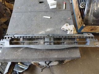 bontott RENAULT TRAFIC Hűtőrács