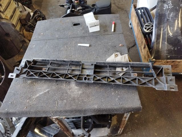 bontott RENAULT TRAFIC Hűtőrács