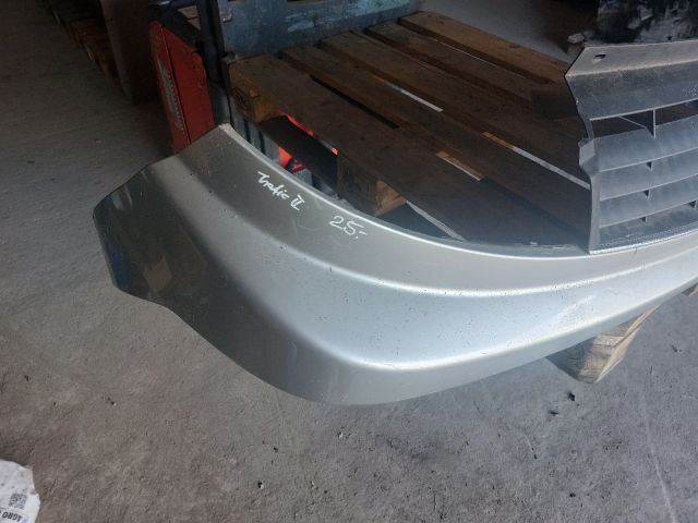 bontott RENAULT TRAFIC Hűtőrács