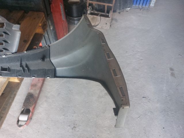 bontott RENAULT TRAFIC Hűtőrács