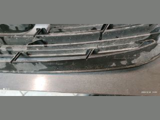 bontott RENAULT TRAFIC Hűtőrács