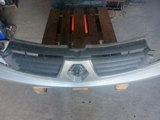 bontott RENAULT TRAFIC Hűtőrács