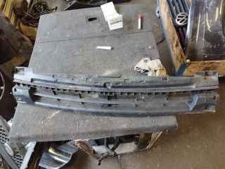 bontott RENAULT TRAFIC Hűtőrács