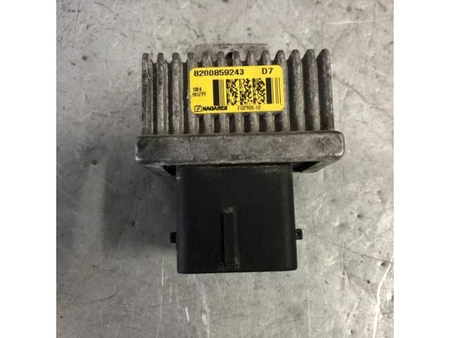 bontott RENAULT TRAFIC Izzító Relé