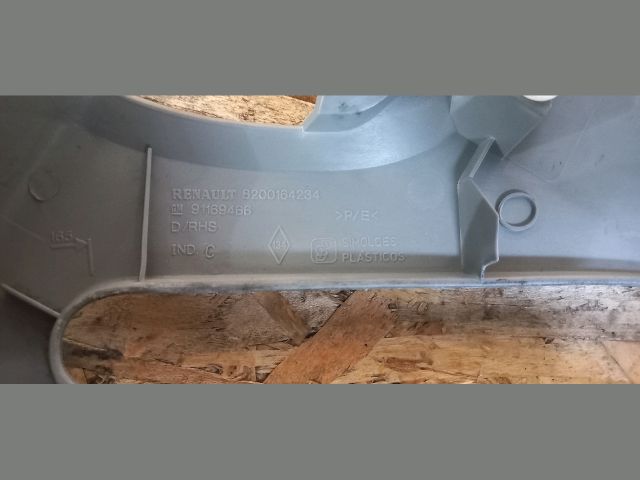 bontott RENAULT TRAFIC Jobb B Oszlop