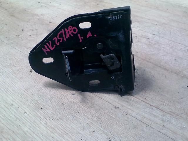 bontott RENAULT TRAFIC Jobb Csomagtérajtó Zárszerkezet