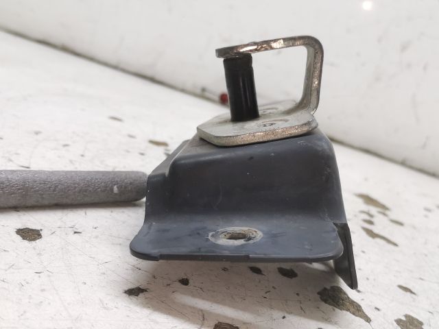 bontott RENAULT TRAFIC Jobb Csomagtérajtó Zárszerkezet