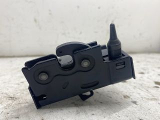 bontott RENAULT TRAFIC Jobb Csomagtérajtó Zárszerkezet