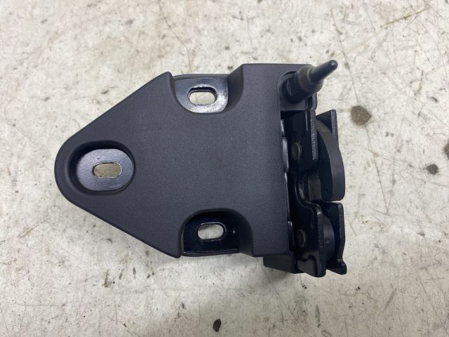 bontott RENAULT TRAFIC Jobb Csomagtérajtó Zárszerkezet