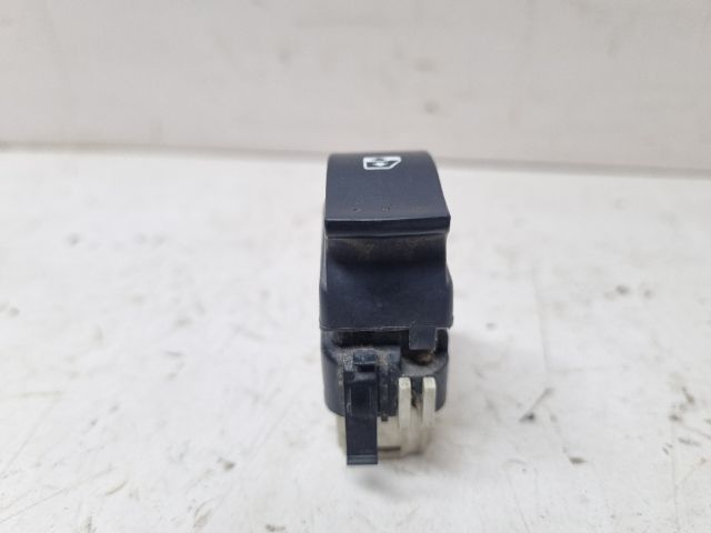 bontott RENAULT TRAFIC Jobb első Ablakemelő Kapcsoló