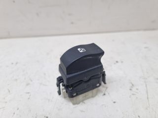 bontott RENAULT TRAFIC Jobb első Ablakemelő Kapcsoló