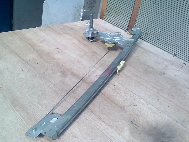 bontott RENAULT TRAFIC Jobb első Ablakemelő Szerkezet (Mechanikus)