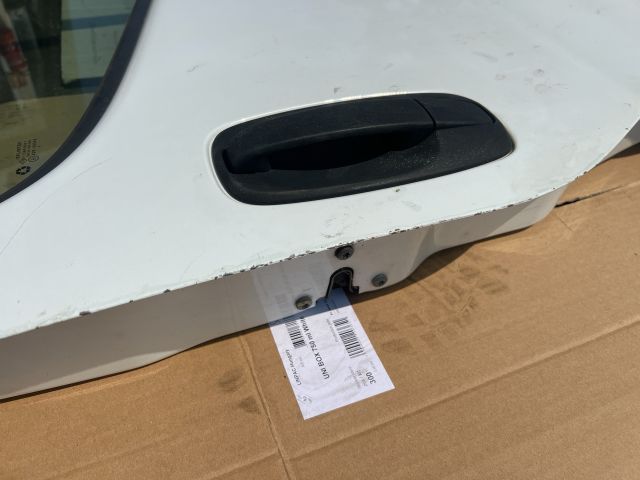 bontott RENAULT TRAFIC Jobb első Ajtó (Üres lemez)