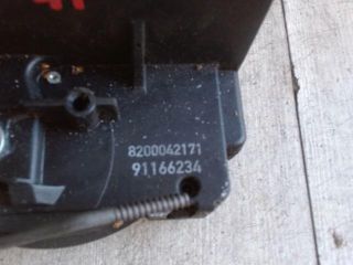 bontott RENAULT TRAFIC Jobb első Ajtózár