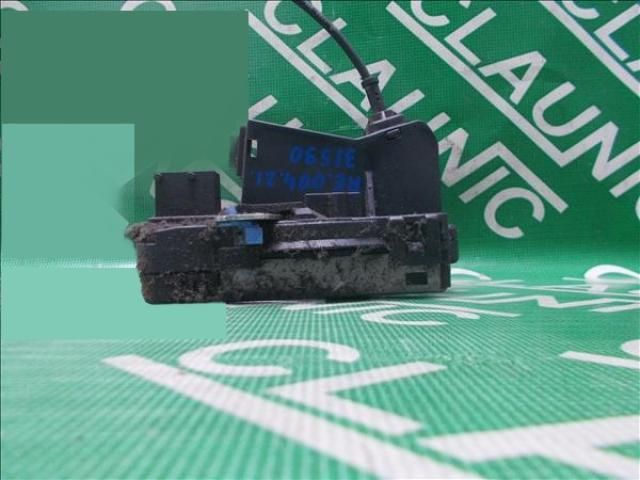 bontott RENAULT TRAFIC Jobb első Ajtózár