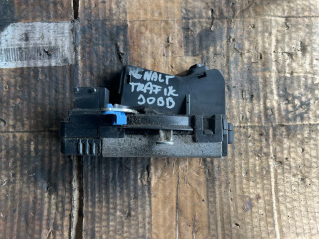 bontott RENAULT TRAFIC Jobb első Ajtózár