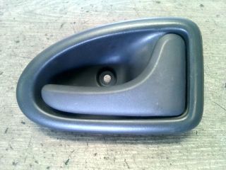 bontott RENAULT TRAFIC Jobb első Belső Kilincs