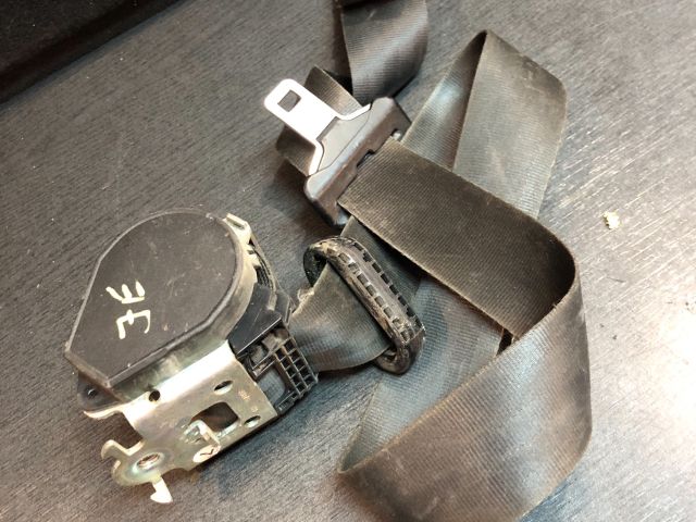 bontott RENAULT TRAFIC Jobb első Biztonsági Öv