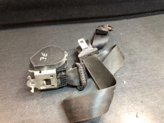 bontott RENAULT TRAFIC Jobb első Biztonsági Öv