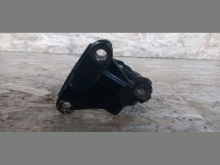 bontott RENAULT TRAFIC Jobb első Féltengely Tartó