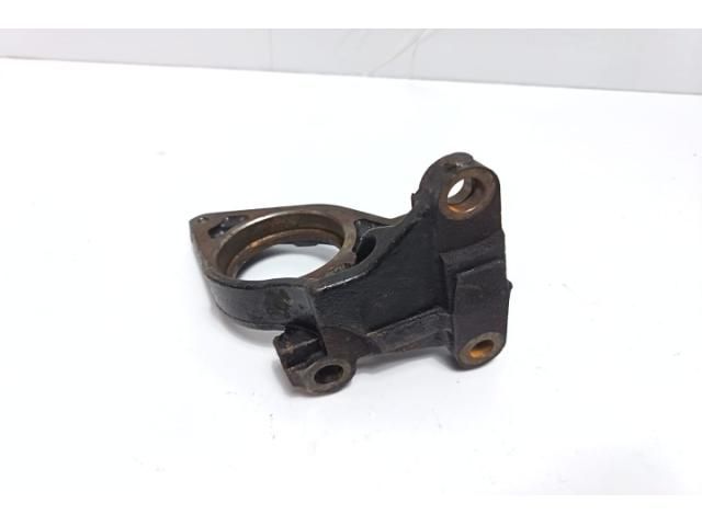 bontott RENAULT TRAFIC Jobb első Féltengely Tartó