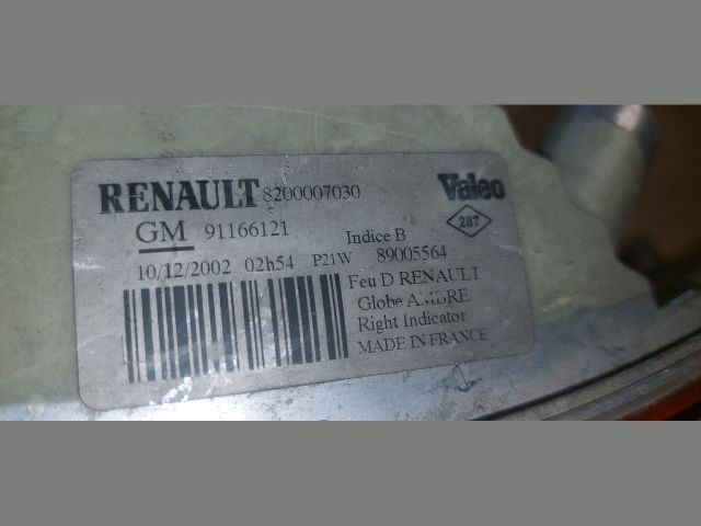 bontott RENAULT TRAFIC Jobb első Irányjelző