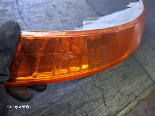 bontott RENAULT TRAFIC Jobb első Irányjelző