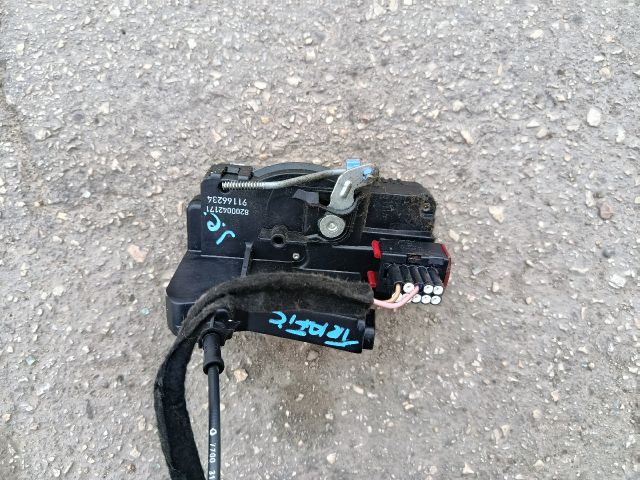 bontott RENAULT TRAFIC Jobb első Központizár Motor