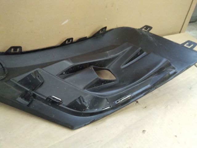 bontott RENAULT TRAFIC Jobb első Lökhárító Díszléc