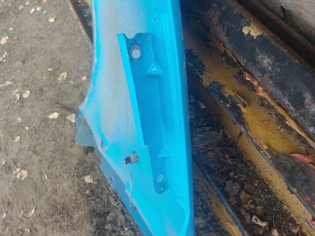 bontott RENAULT TRAFIC Jobb első Sárvédő