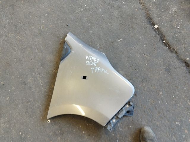 bontott RENAULT TRAFIC Jobb első Sárvédő