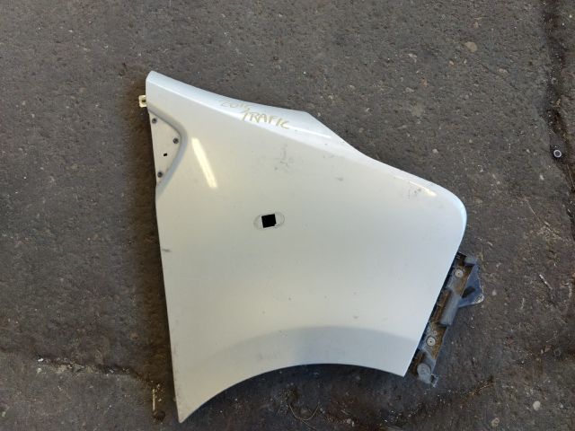 bontott RENAULT TRAFIC Jobb első Sárvédő