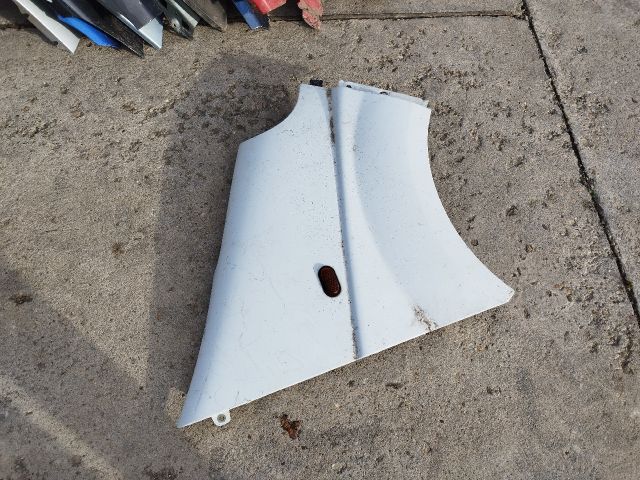 bontott RENAULT TRAFIC Jobb első Sárvédő