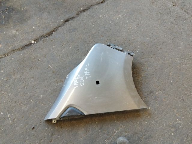 bontott RENAULT TRAFIC Jobb első Sárvédő