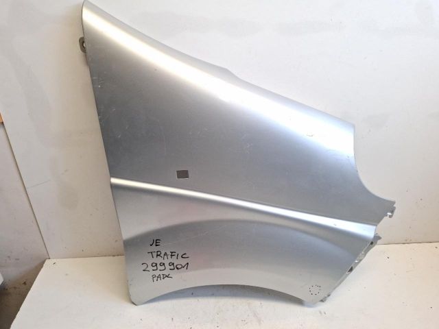 bontott RENAULT TRAFIC Jobb első Sárvédő