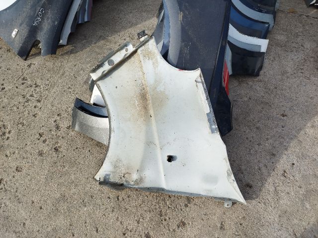 bontott RENAULT TRAFIC Jobb első Sárvédő